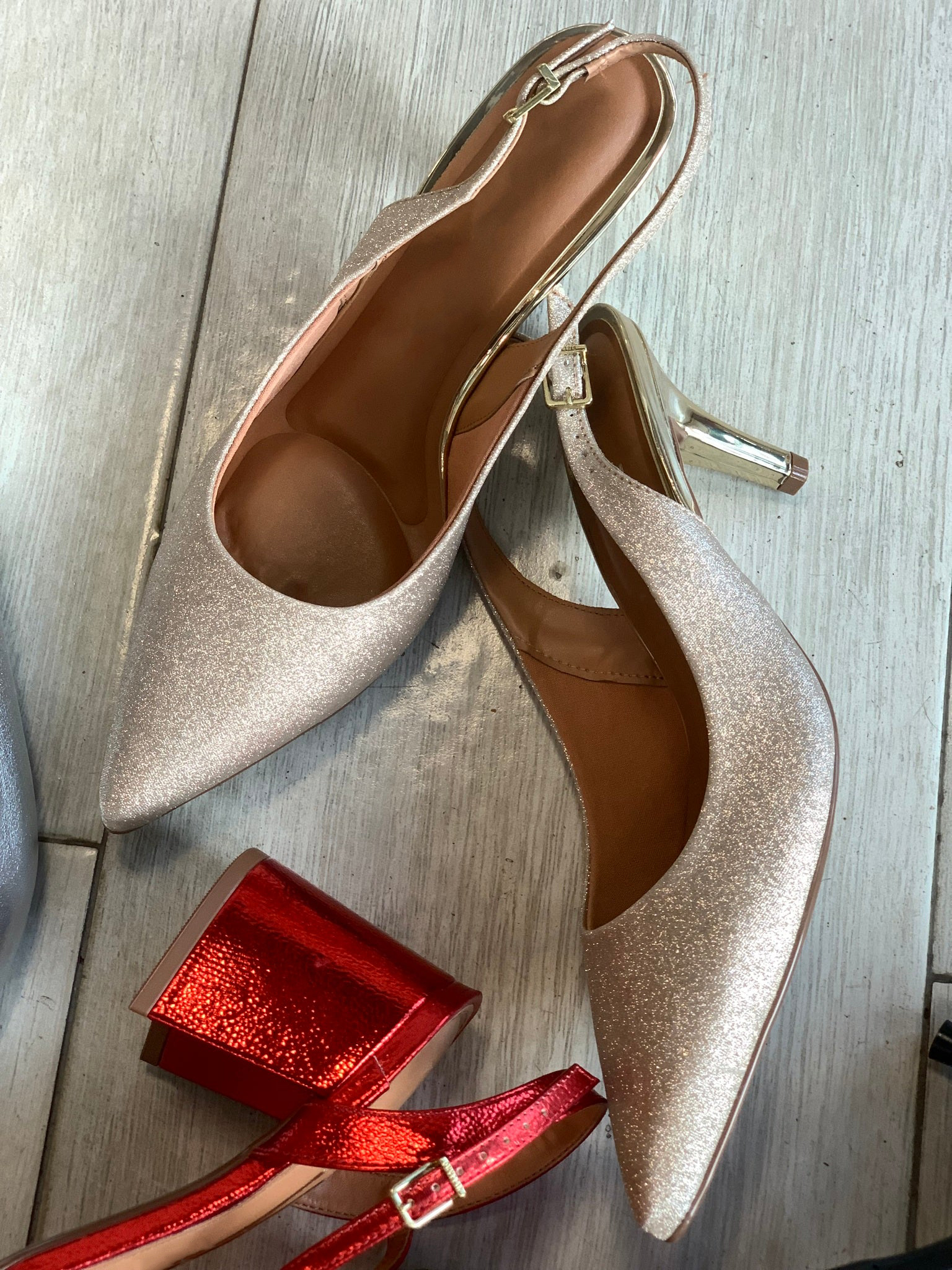 Gold Glitter 2.5�� Heels - WINOKJZ