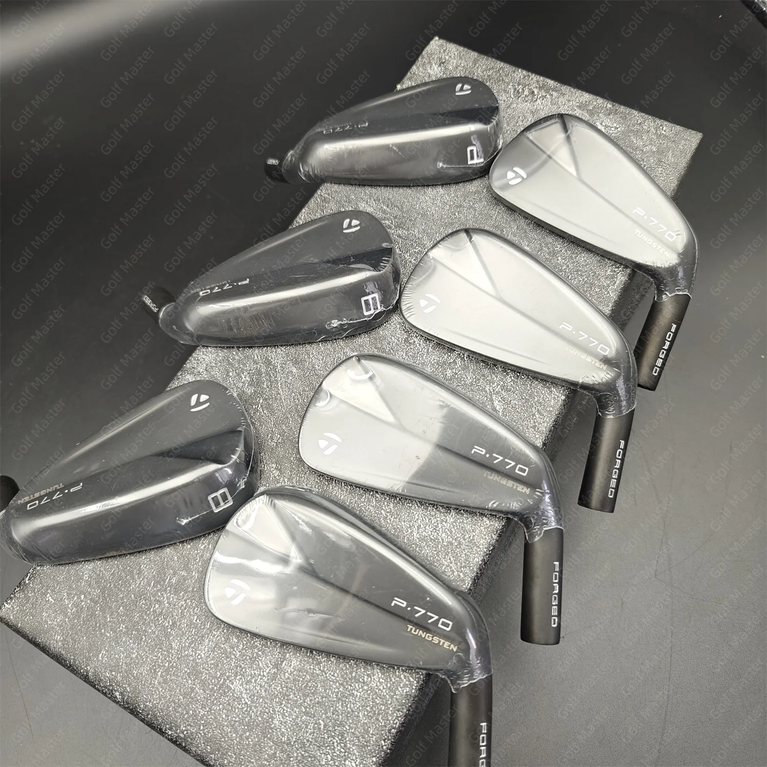 P770 black Irons - Golf Master