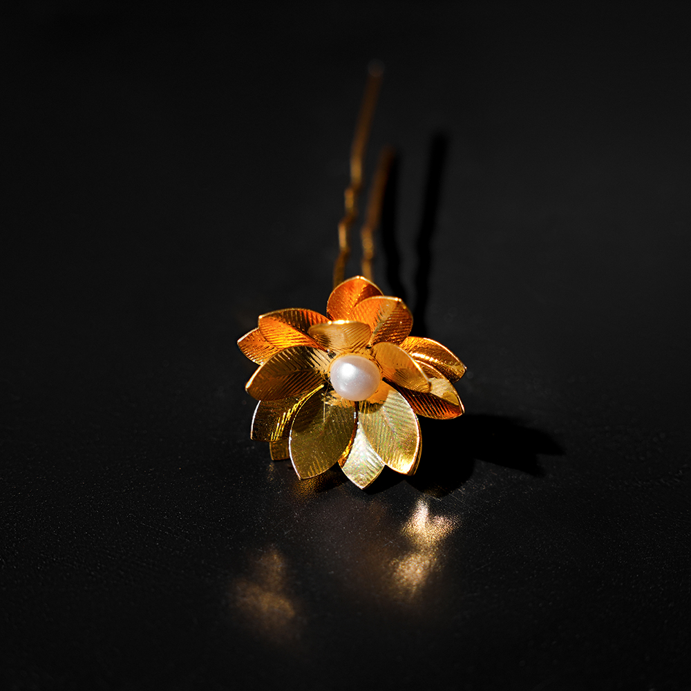 Where Winds Meet - Liyuan Sect Disciple Traditional Opera Inspired Hanfu Costume Full Set - Cossnyc