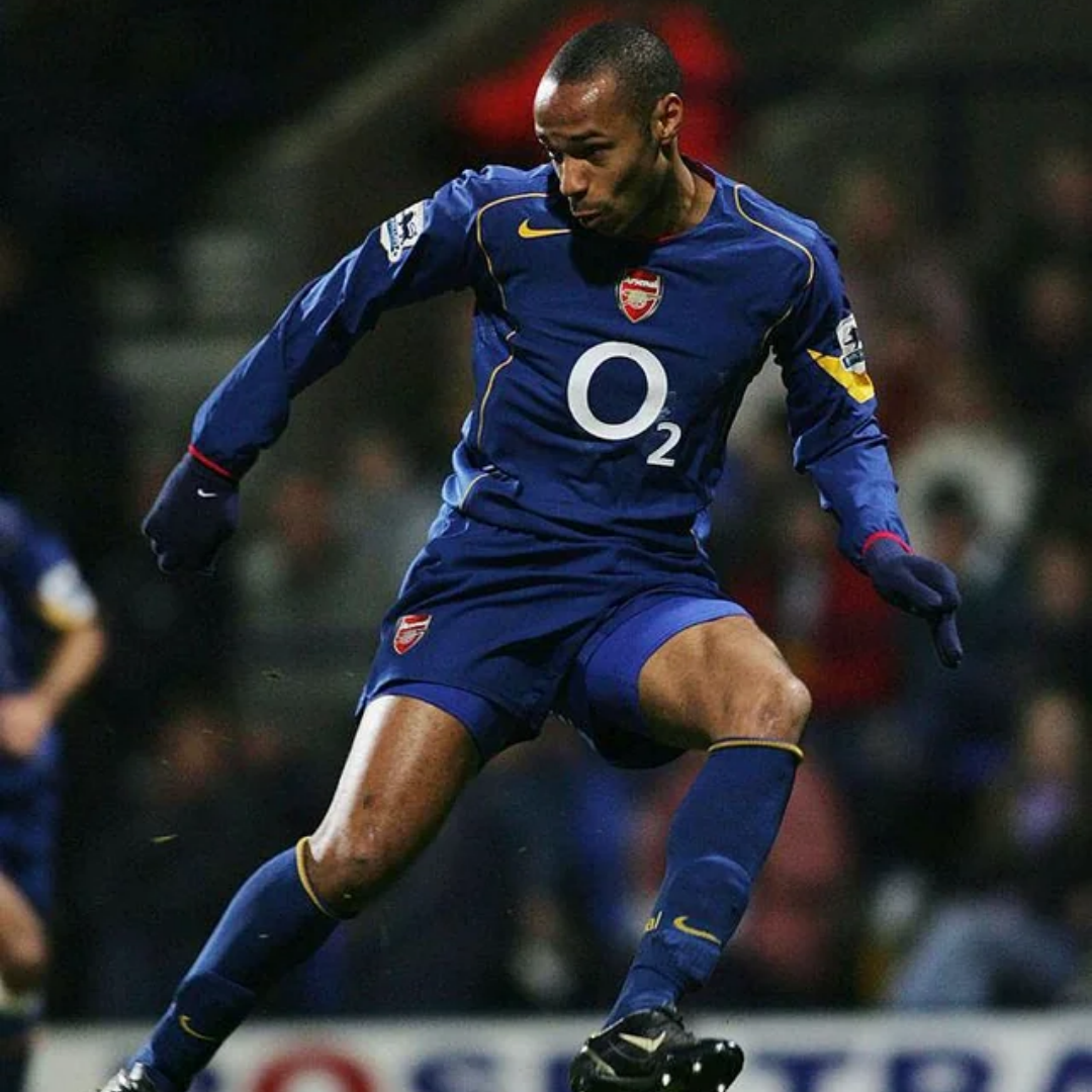 Retro Arsenal Away Jersey 2004/05